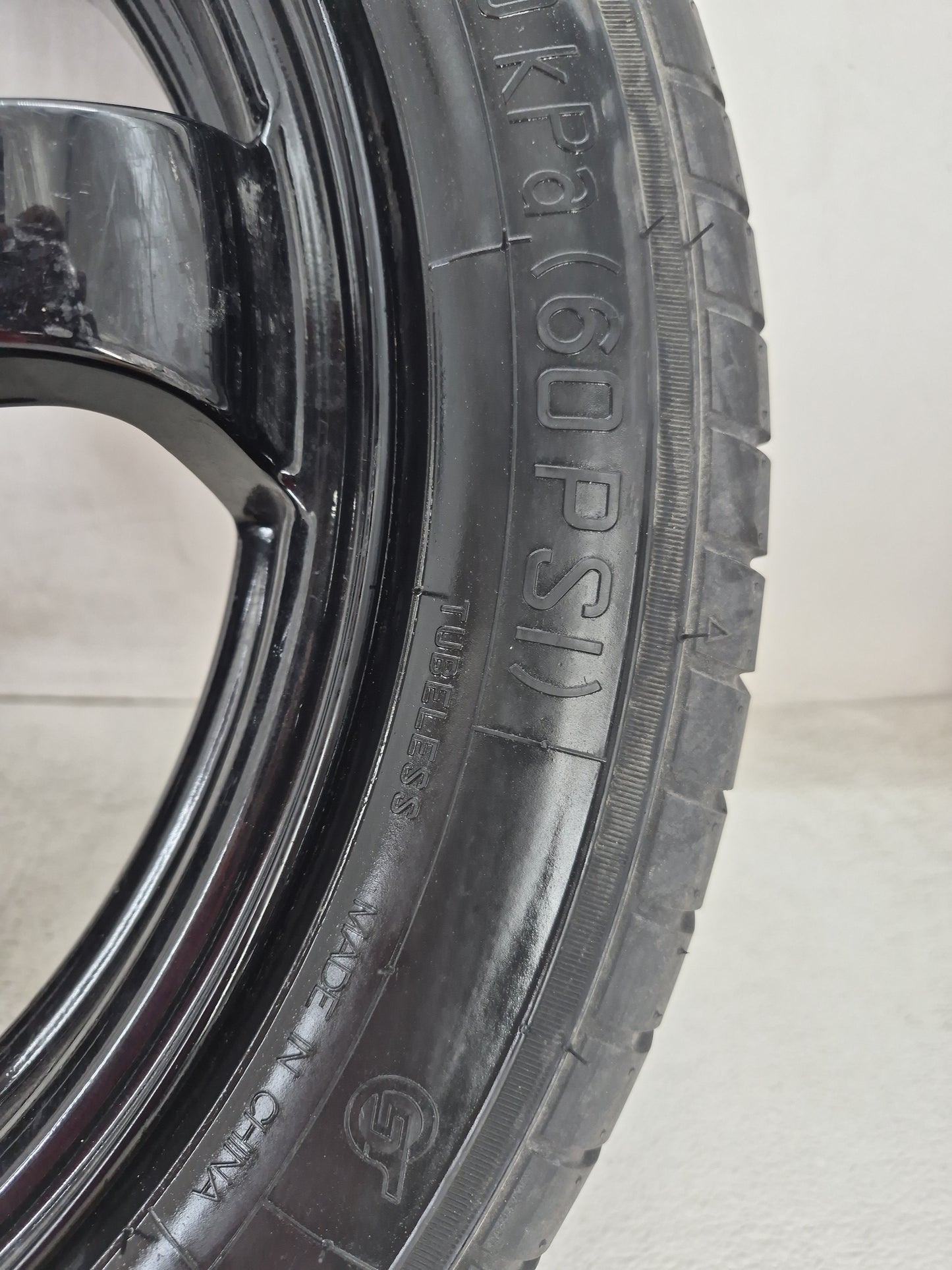 2010-2017 Gmc Terrain Spare Donut Tire Wheel Rim Oem 1462469 - Oemusedautoparts1.com