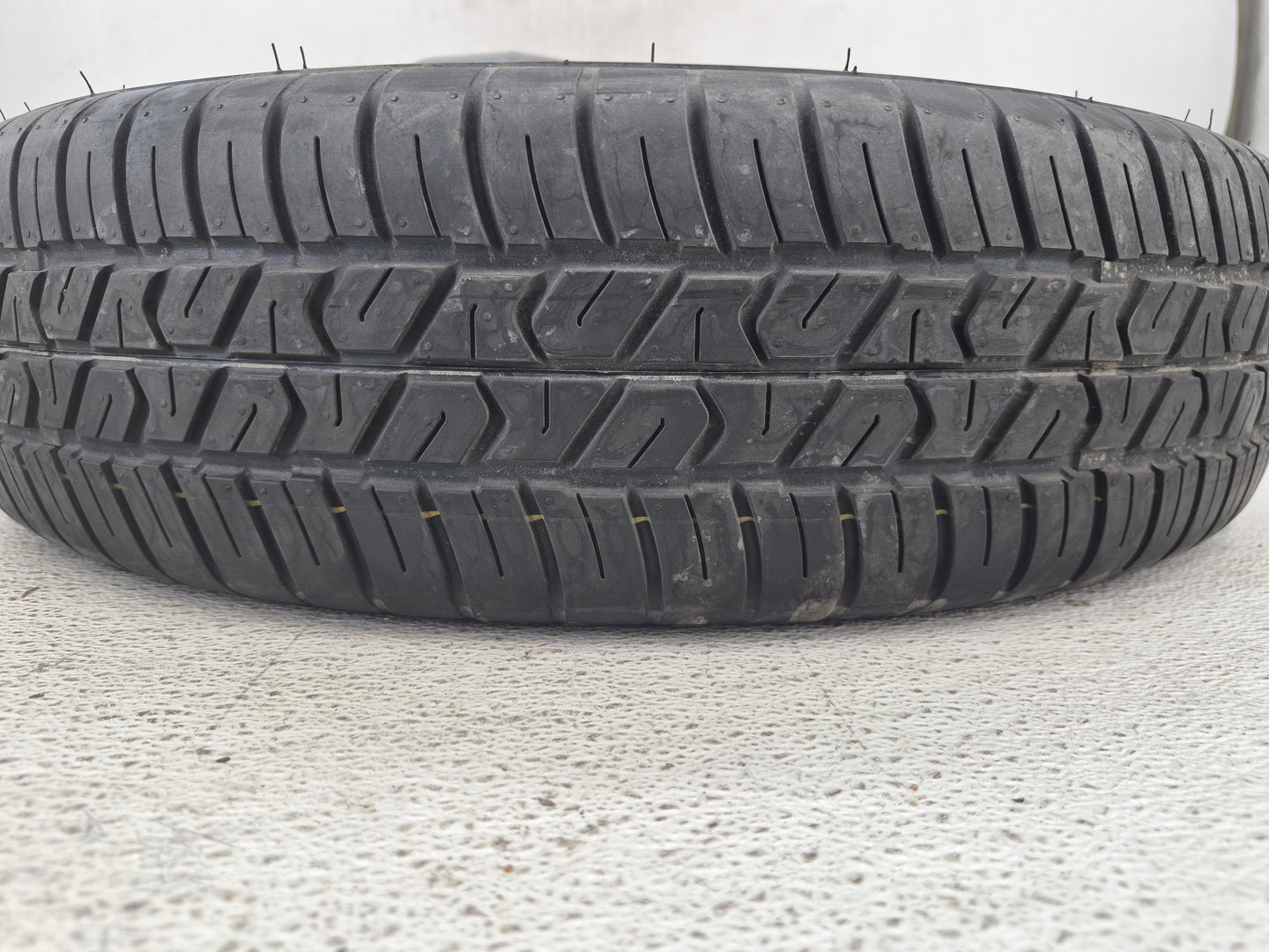 2010-2017 Gmc Terrain Spare Donut Tire Wheel Rim Oem 1462469 - Oemusedautoparts1.com