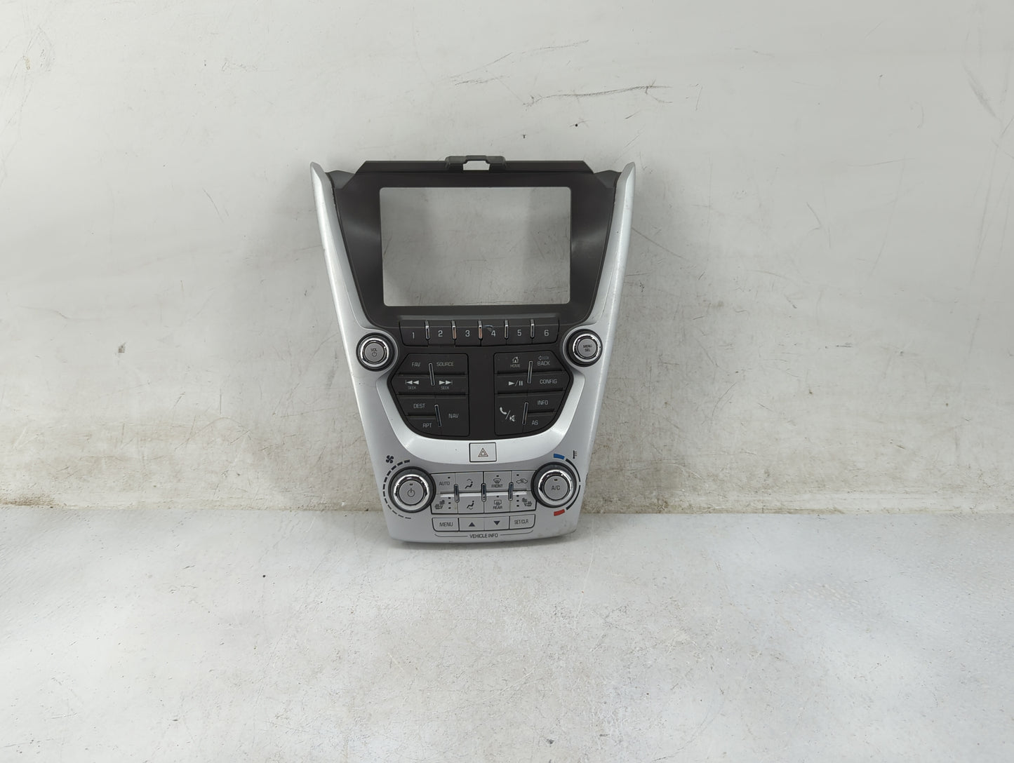 2016-2017 Gmc Terrain Radio Control Panel 1464502 - Oemusedautoparts1.com