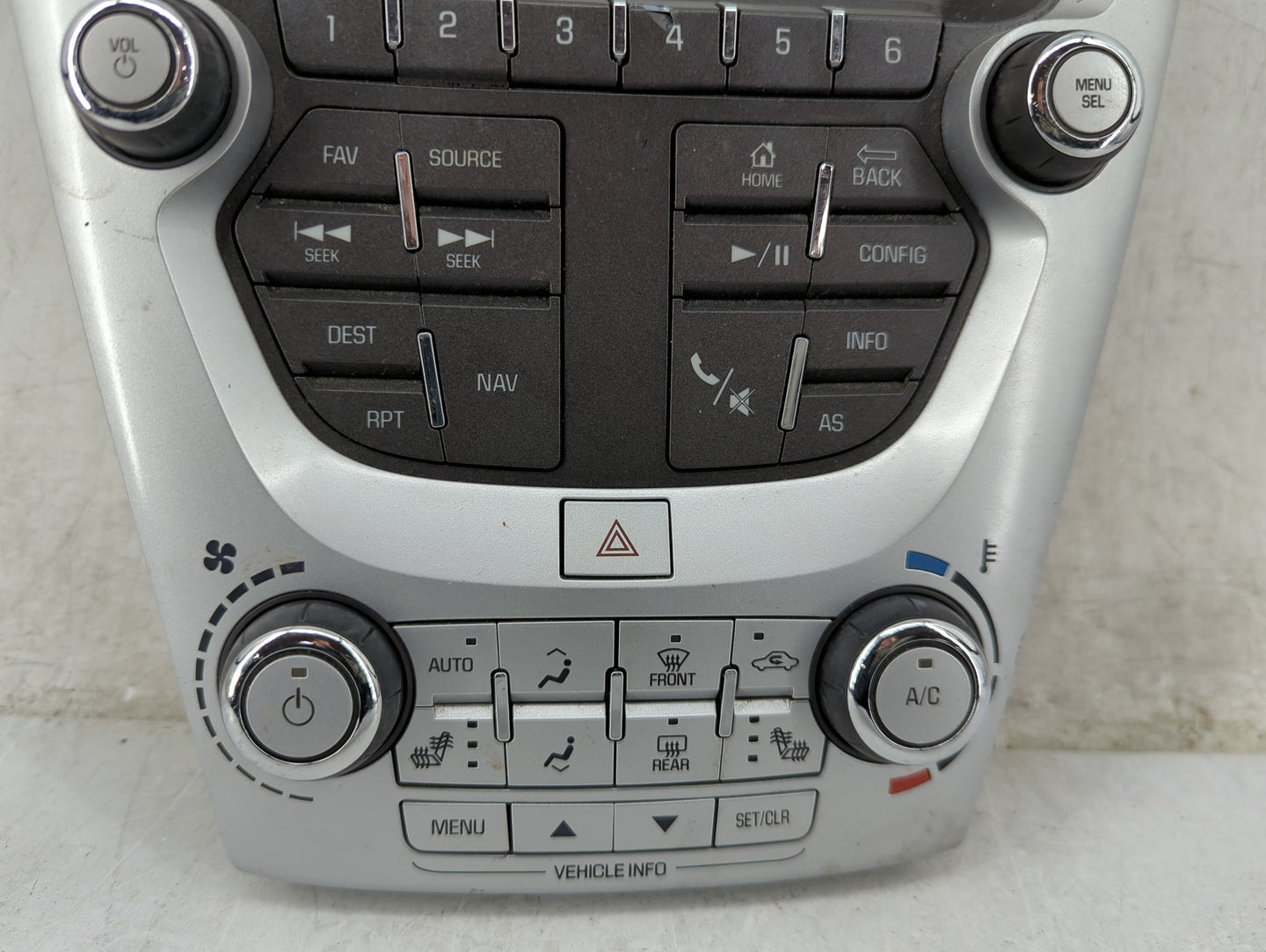 2016-2017 Gmc Terrain Radio Control Panel 1464502 - Oemusedautoparts1.com