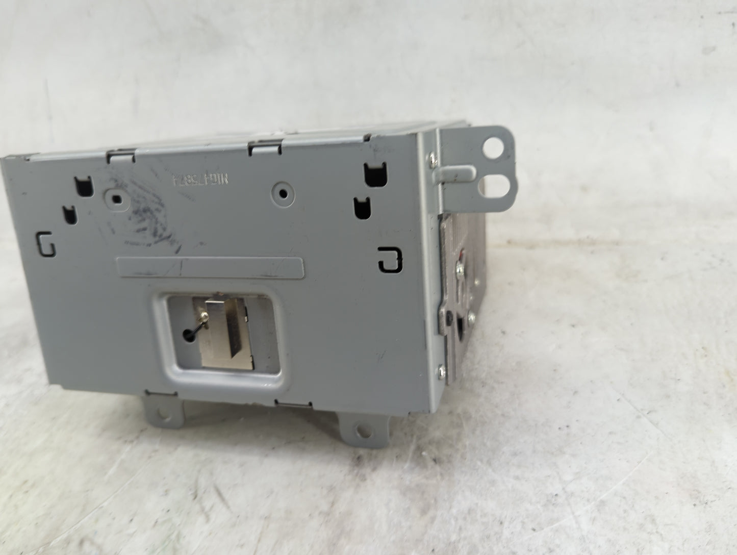 2016-2017 Gmc Terrain Radio AM FM Cd Player Receiver Replacement P/N:84064071 CN-SG26N04D, GA-130-COLR-NT Fits Fits 2016 201