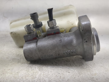 2011-2017 Gmc Terrain Brake Master Cylinder 1497028