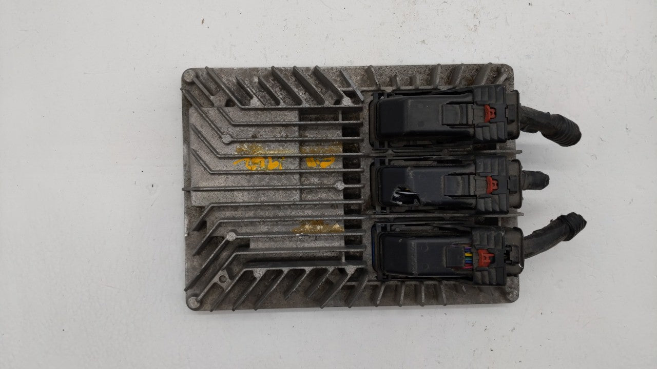 2017 Gmc Terrain PCM Engine Control Computer ECU ECM PCU OEM P/N:12666070 12667189, 12685918, 12670801 Fits Fits 2018 2019 2