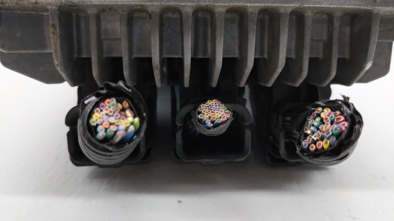 2017 Gmc Terrain PCM Engine Control Computer ECU ECM PCU OEM P/N:12666070 12667189, 12685918, 12670801 Fits Fits 2018 2019 2