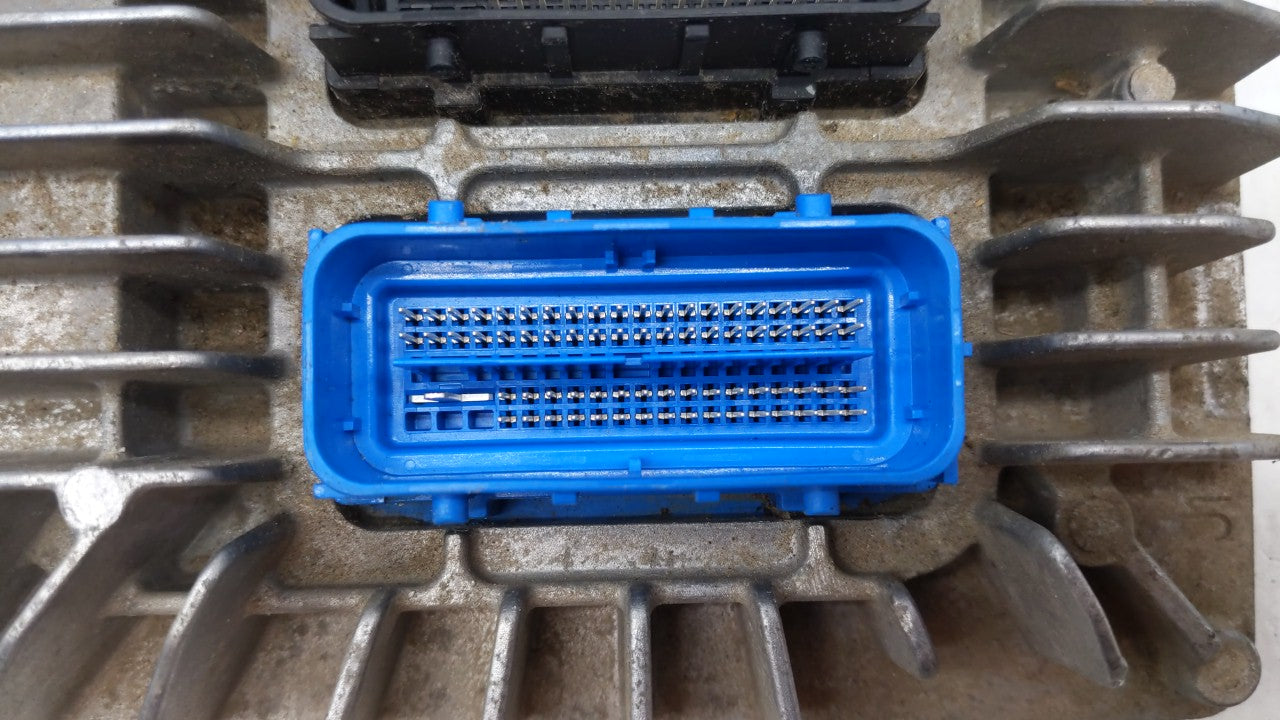 2017 Gmc Terrain PCM Engine Control Computer ECU ECM PCU OEM P/N:12666068 12667002, 12666070, 12667189 Fits Fits 2018 2019 O