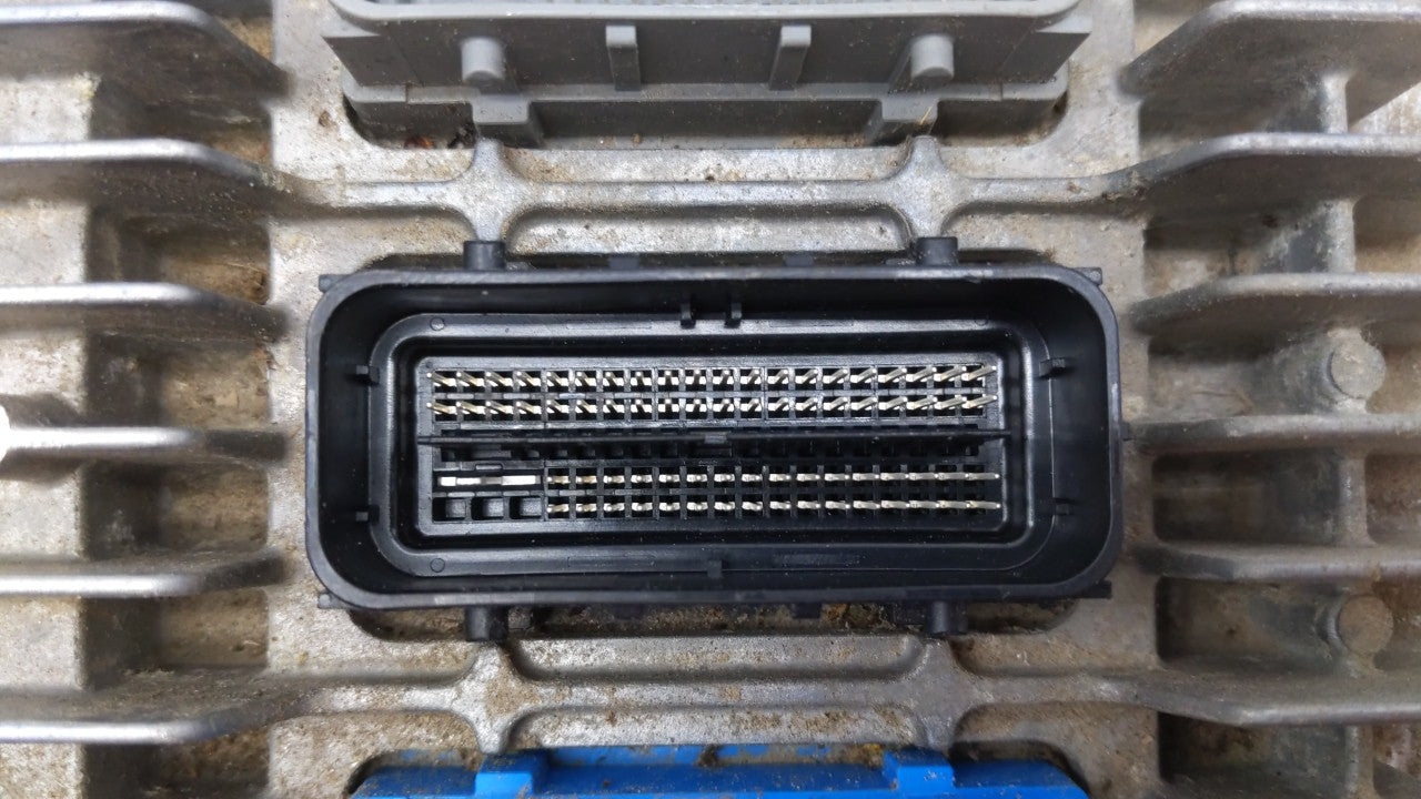 2017 Gmc Terrain PCM Engine Control Computer ECU ECM PCU OEM P/N:12666068 12667002, 12666070, 12667189 Fits Fits 2018 2019 O