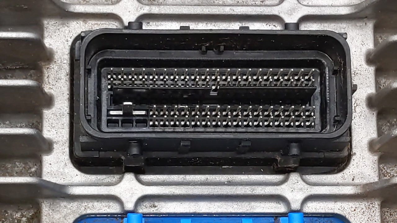 2017 Gmc Terrain PCM Engine Control Computer ECU ECM PCU OEM P/N:12666068 12667002, 12666070, 12667189 Fits Fits 2018 2019 O