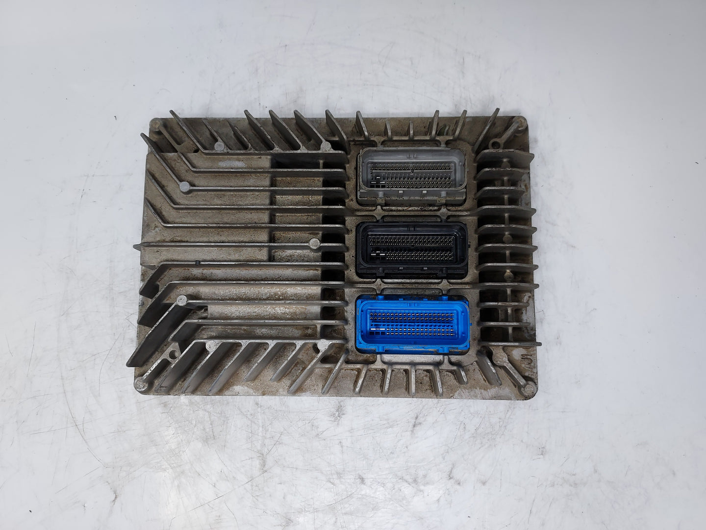 2017 Gmc Terrain PCM Engine Control Computer ECU ECM PCU OEM P/N:12666068 12667002, 12666070, 12667189 Fits Fits 2018 2019 O