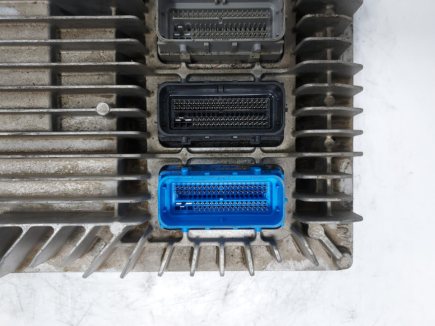 2017 Gmc Terrain PCM Engine Control Computer ECU ECM PCU OEM P/N:12666068 12667002, 12666070, 12667189 Fits Fits 2018 2019 O