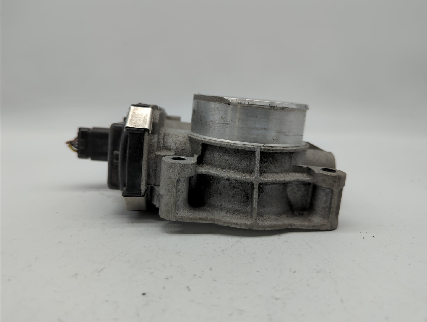 2016-2017 Gmc Terrain Throttle Body P/N:12669146AA 12670834AA Fits Fits 2016 2017 OEM Used Auto Parts - Oemusedautoparts1.co