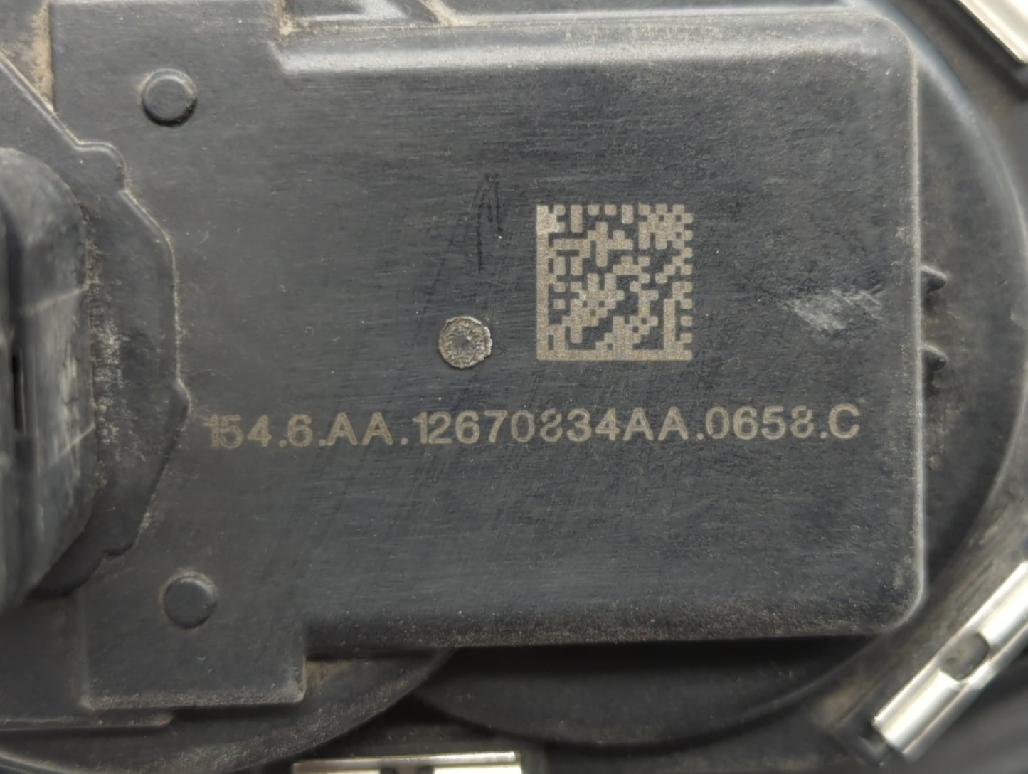 2016-2017 Gmc Terrain Throttle Body P/N:12669146AA 12670834AA Fits Fits 2016 2017 OEM Used Auto Parts - Oemusedautoparts1.co