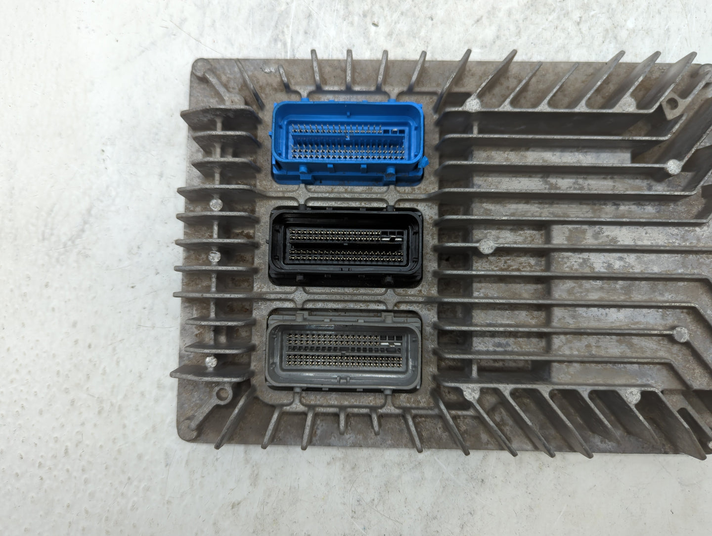 2017 Gmc Terrain PCM Engine Control Computer ECU ECM PCU OEM P/N:12667002 12698026, 12673932, 12708794 Fits Fits 2018 2019 O