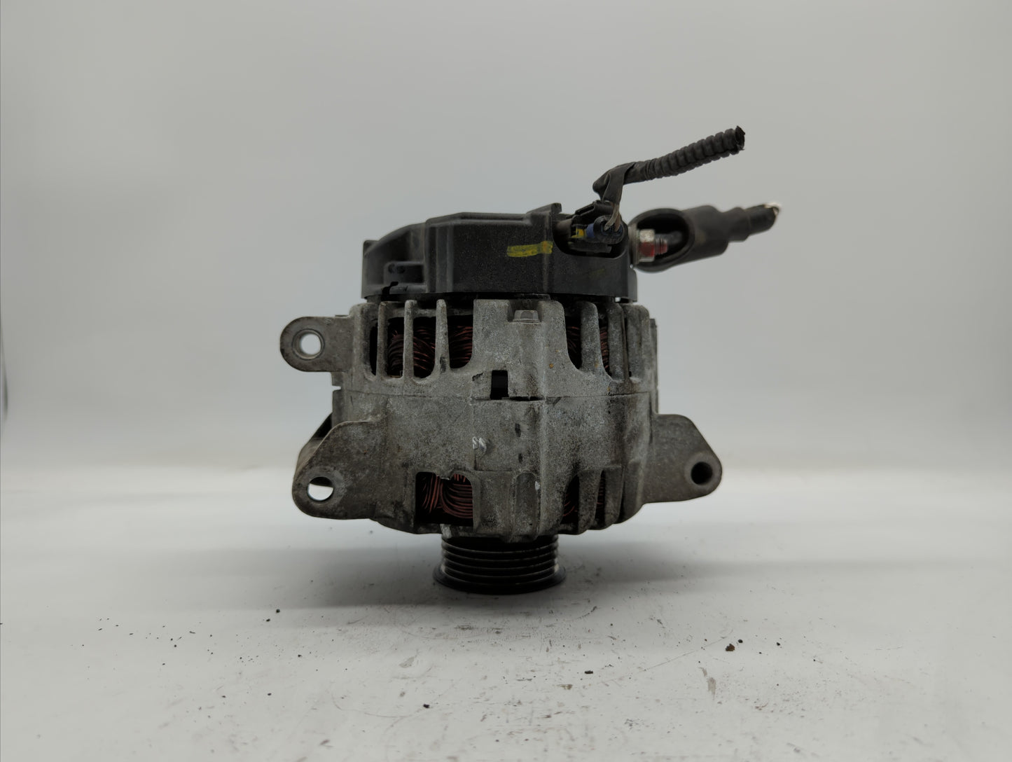 2010-2017 Gmc Terrain Alternator Replacement Generator Charging Assembly Engine OEM P/N:13588328 13512759 Fits OEM Used Auto