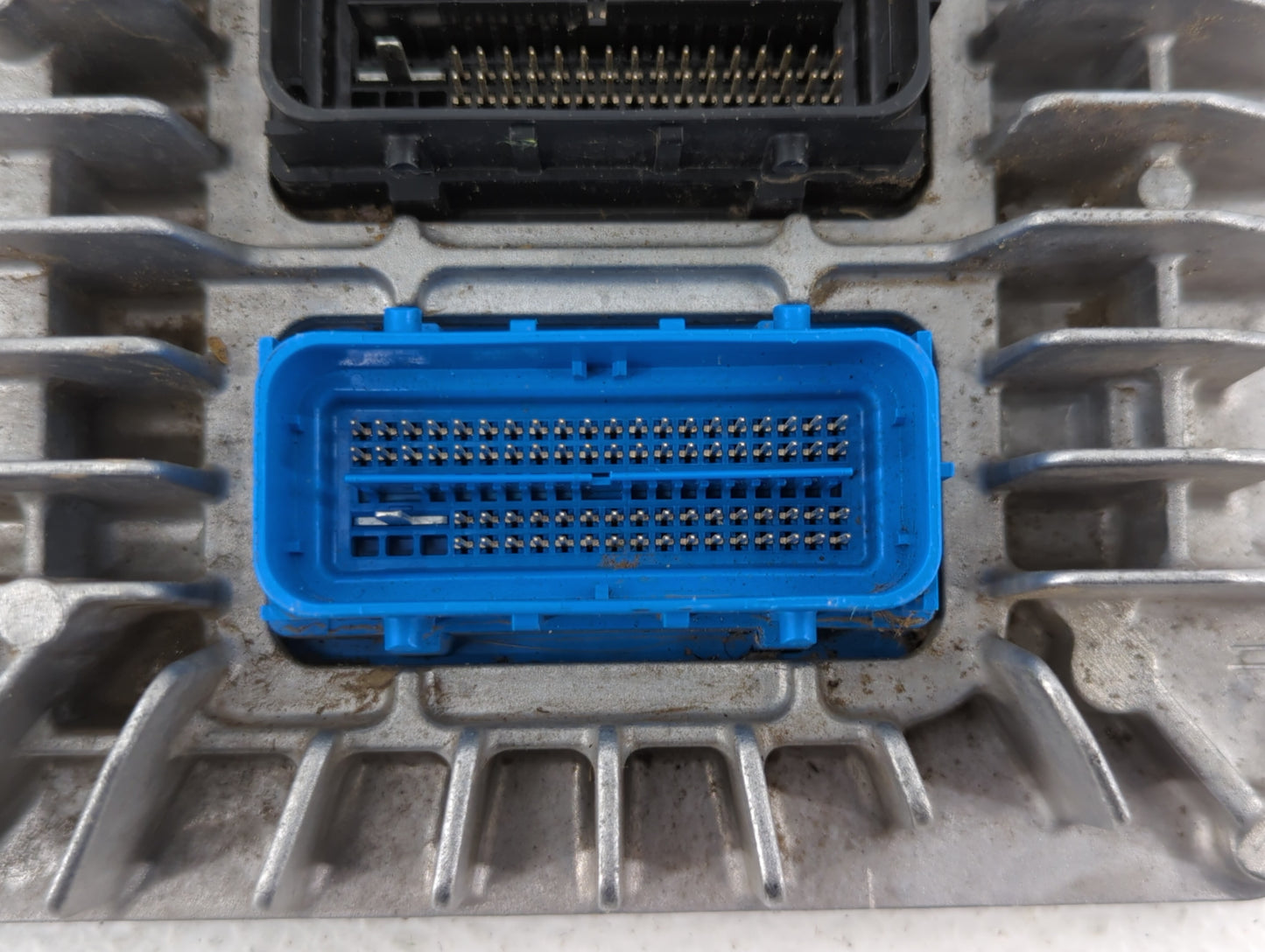 2017 Gmc Terrain PCM Engine Control Computer ECU ECM PCU OEM P/N:12667002 Fits Fits 2018 2019 OEM Used Auto Parts - Oemuseda