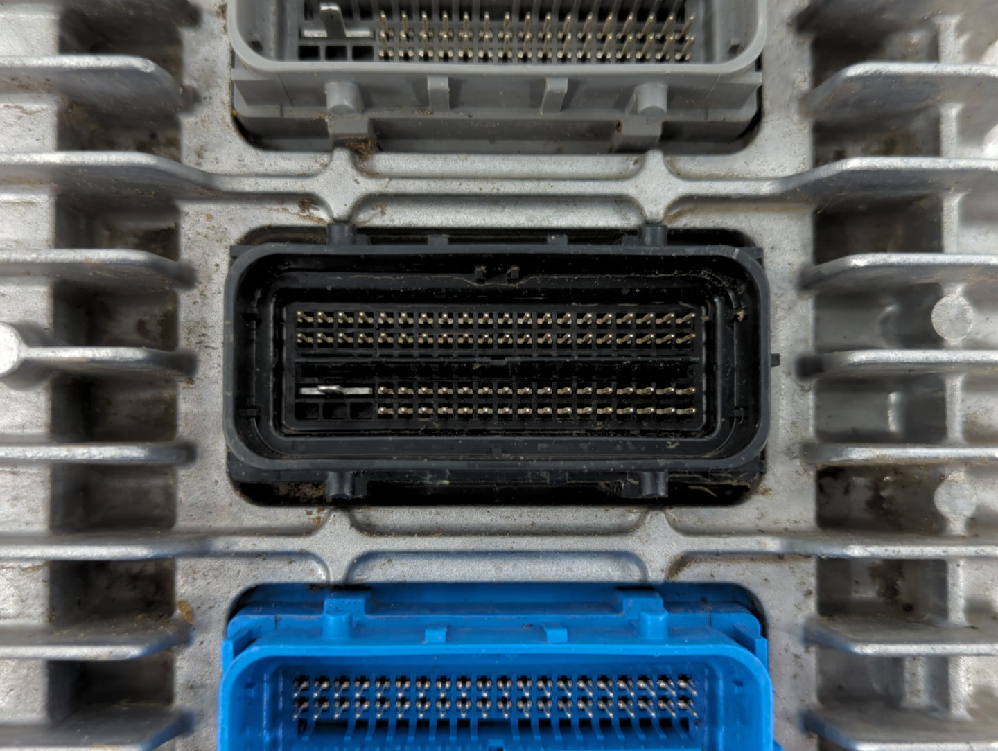 2017 Gmc Terrain PCM Engine Control Computer ECU ECM PCU OEM P/N:12667002 Fits Fits 2018 2019 OEM Used Auto Parts - Oemuseda