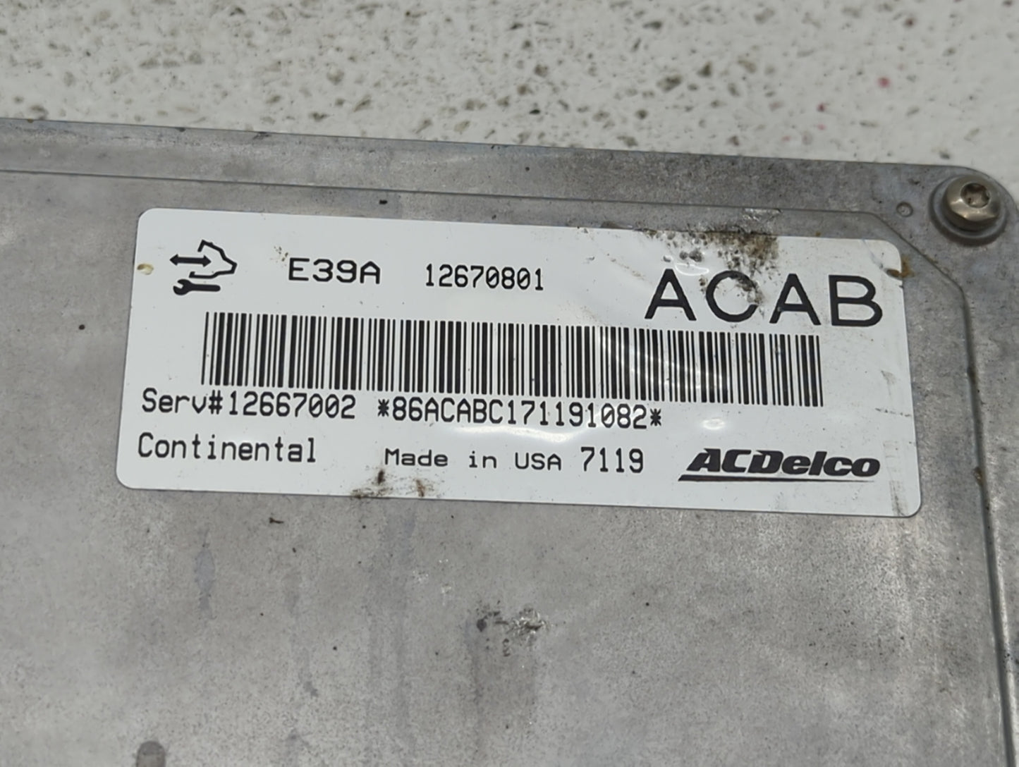 2017 Gmc Terrain PCM Engine Control Computer ECU ECM PCU OEM P/N:12667189 12667002, 12685918, 12670801 Fits Fits 2018 2019 2