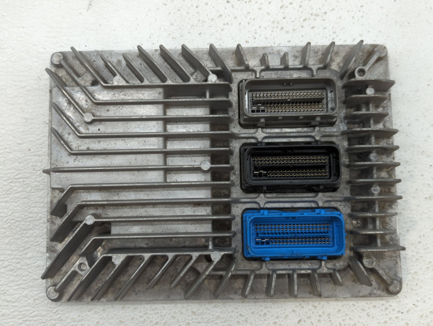 2017 Gmc Terrain PCM Engine Control Computer ECU ECM PCU OEM P/N:12666070 12667189, 12667002, 12708794 Fits Fits 2018 2019 2