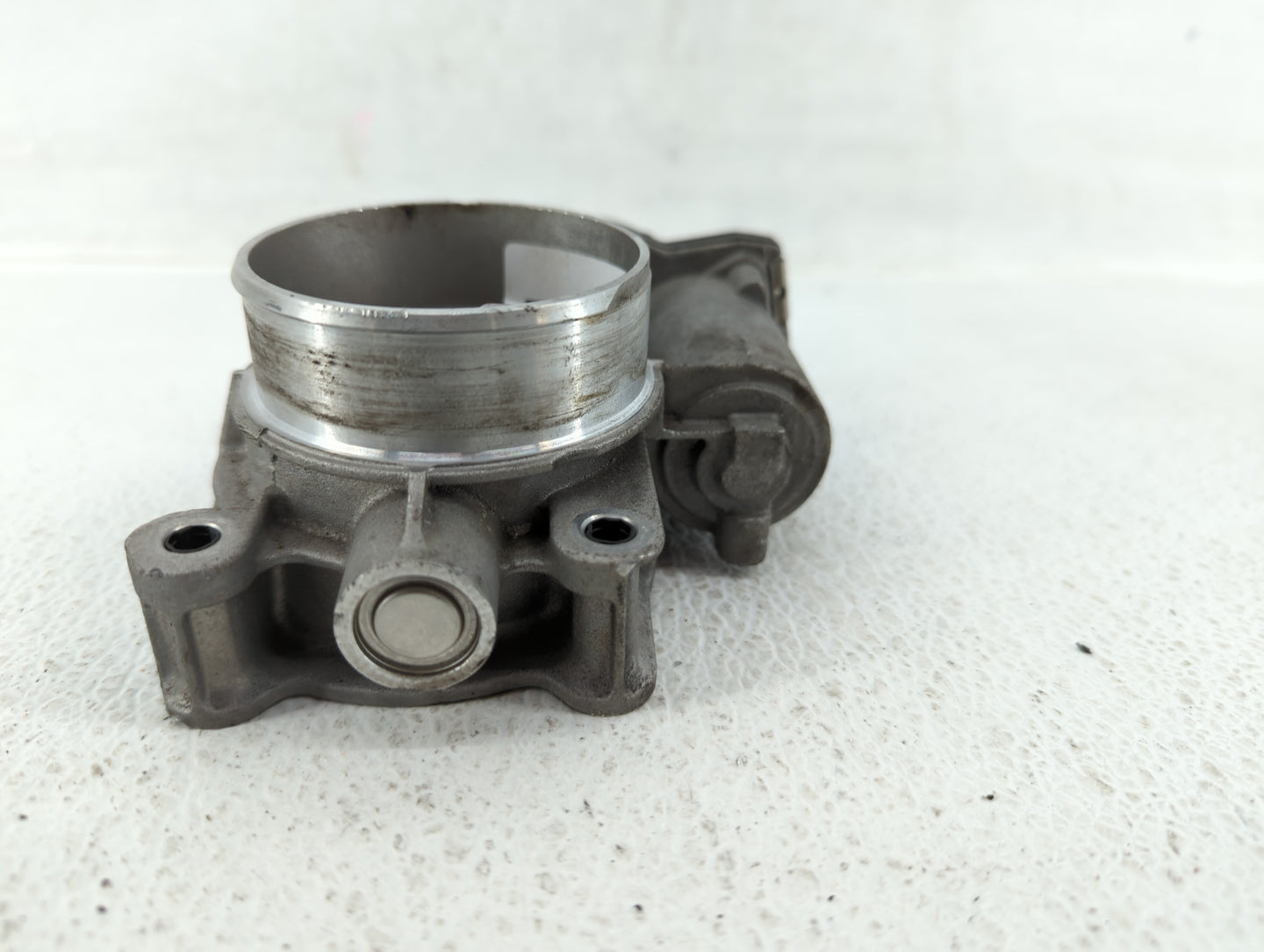 2016-2017 Gmc Terrain Throttle Body P/N:12669146AA Fits Fits 2016 2017 OEM Used Auto Parts - Oemusedautoparts1.com