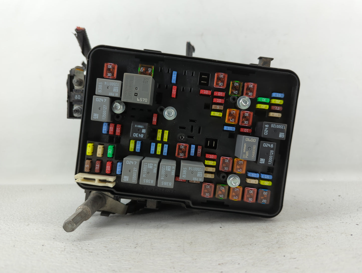 2016-2017 Gmc Terrain Fusebox Fuse Box Panel Relay Module P/N:84080470_01 23325532_01 Fits Fits 2016 2017 OEM Used Auto Part