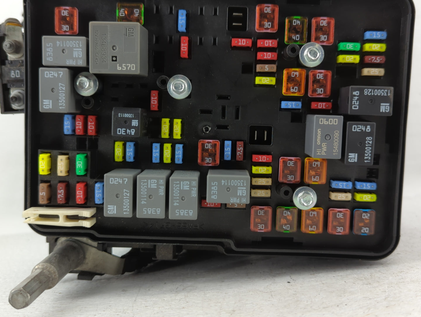 2016-2017 Gmc Terrain Fusebox Fuse Box Panel Relay Module P/N:84080470_01 23325532_01 Fits Fits 2016 2017 OEM Used Auto Part