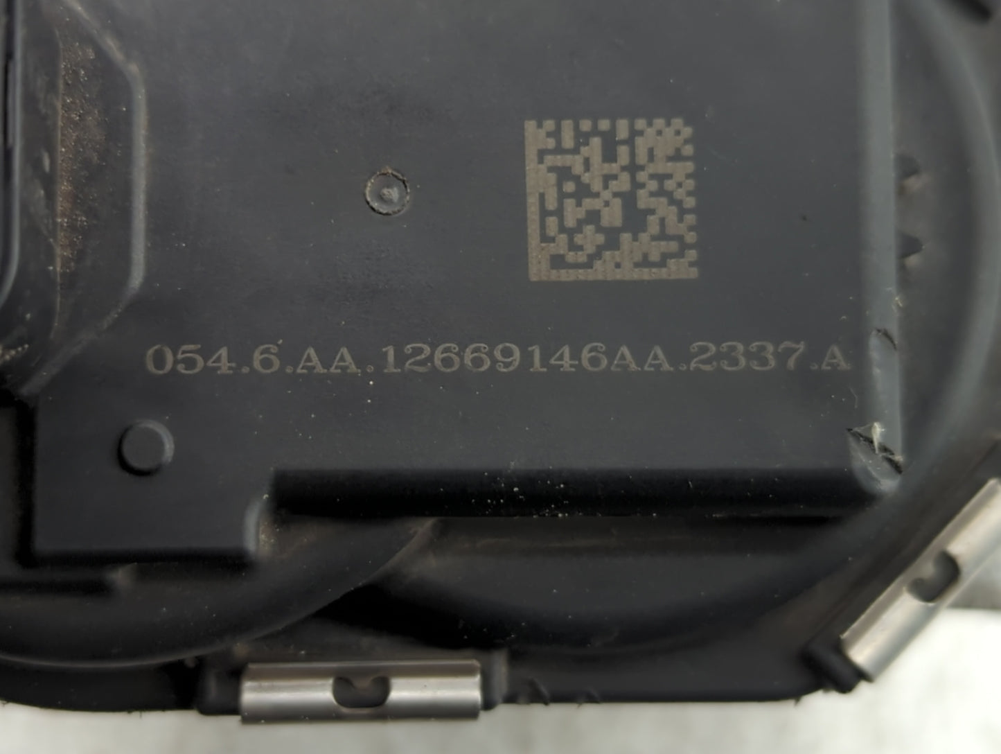 2016-2017 Gmc Terrain Throttle Body P/N:12669146AA Fits Fits 2016 2017 OEM Used Auto Parts - Oemusedautoparts1.com
