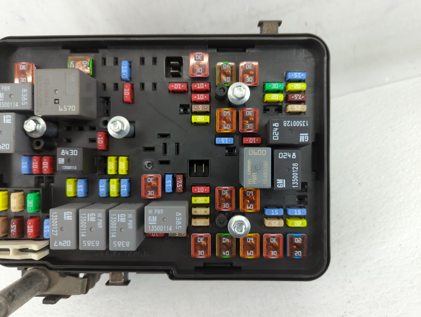 2016-2017 Gmc Terrain Fusebox Fuse Box Panel Relay Module P/N:84080470_01 Fits Fits 2016 2017 OEM Used Auto Parts - Oemuseda