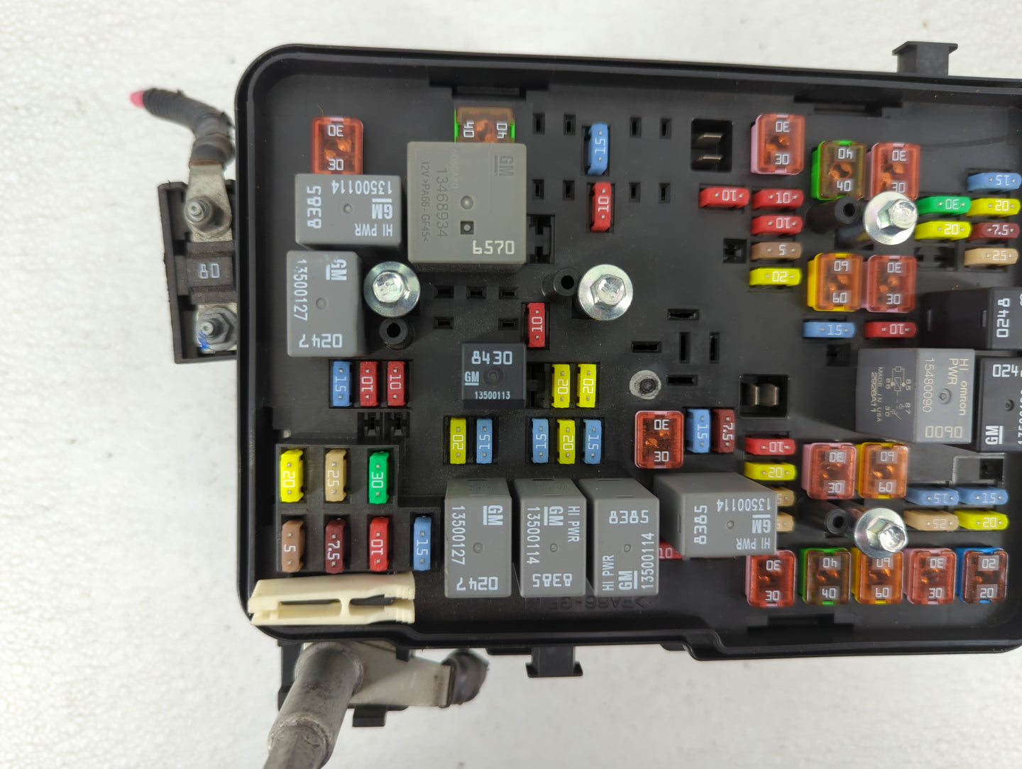 2016-2017 Gmc Terrain Fusebox Fuse Box Panel Relay Module P/N:84080470 Fits Fits 2016 2017 OEM Used Auto Parts - Oemusedauto