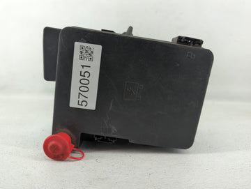 2016-2017 Gmc Terrain Fusebox Fuse Box Panel Relay Module P/N:84080470 Fits Fits 2016 2017 OEM Used Auto Parts - Oemusedauto
