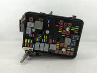2016-2017 Gmc Terrain Fusebox Fuse Box Panel Relay Module P/N:84080470 Fits Fits 2016 2017 OEM Used Auto Parts - Oemusedauto