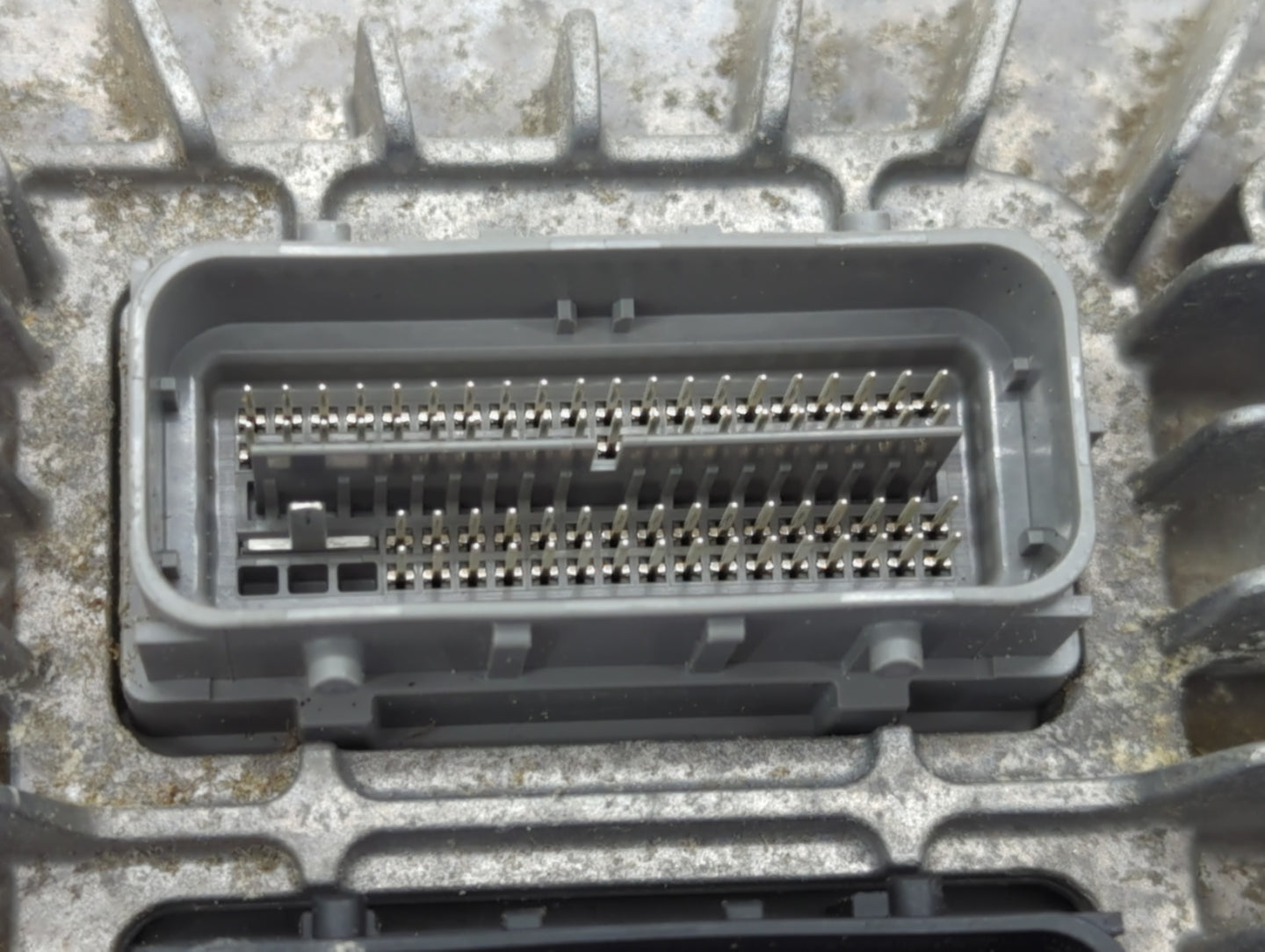 2017 Gmc Terrain PCM Engine Control Computer ECU ECM PCU OEM P/N:12667189 Fits Fits 2018 2019 2020 OEM Used Auto Parts - Oem