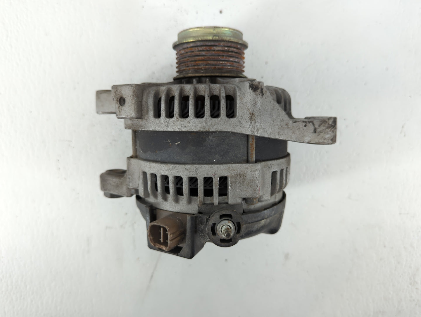 2010-2017 Gmc Terrain Alternator Replacement Generator Charging Assembly Engine OEM Fits OEM Used Auto Parts - Oemusedautopa