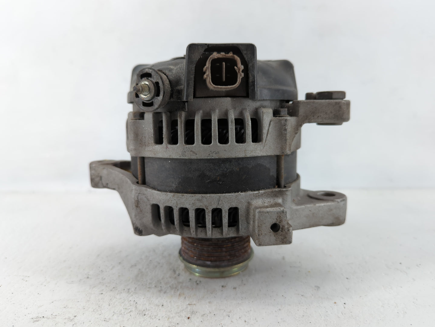 2010-2017 Gmc Terrain Alternator Replacement Generator Charging Assembly Engine OEM Fits OEM Used Auto Parts - Oemusedautopa