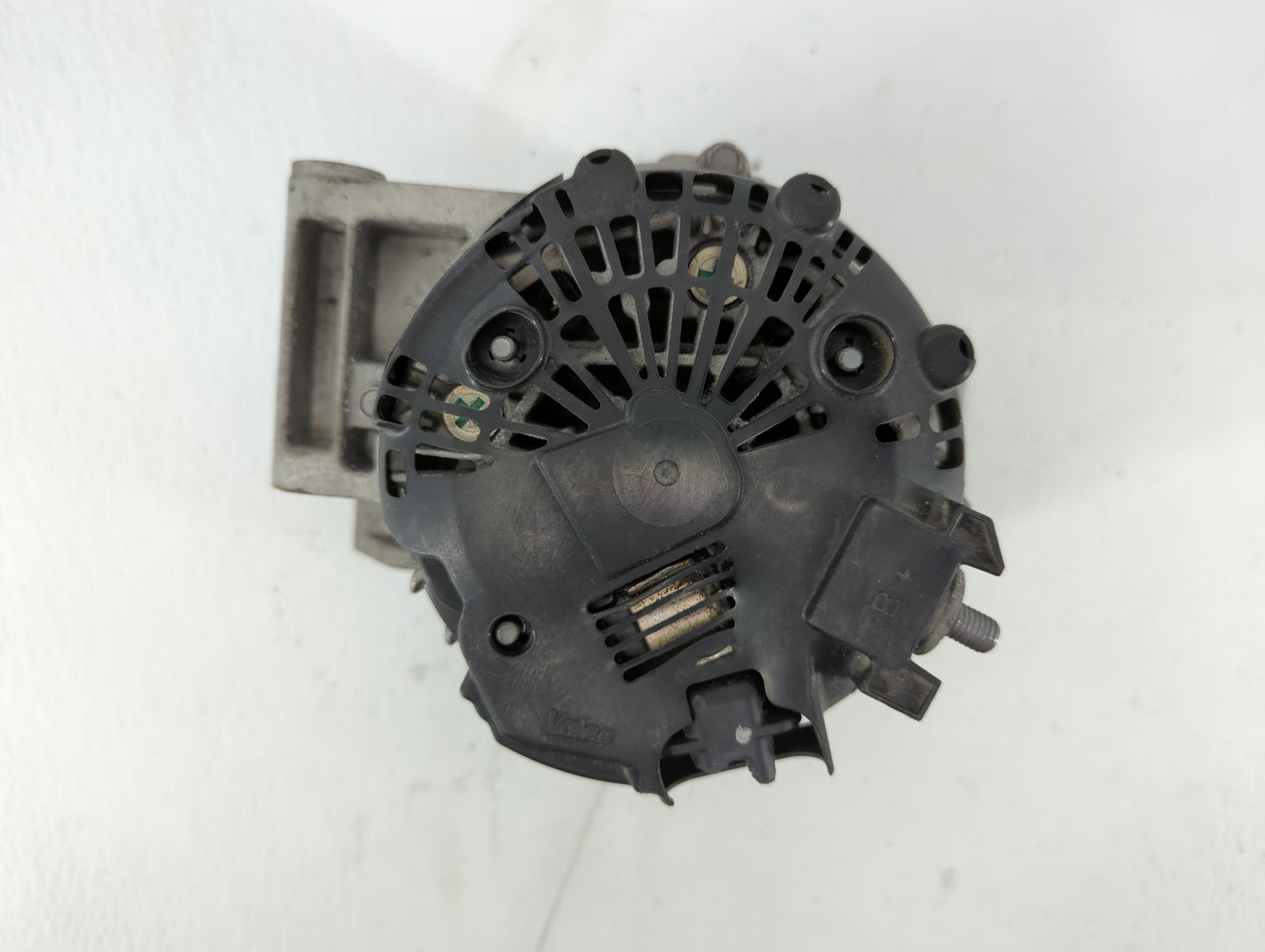 2010-2017 Gmc Terrain Alternator Replacement Generator Charging Assembly Engine OEM P/N:13588328 Fits OEM Used Auto Parts - 