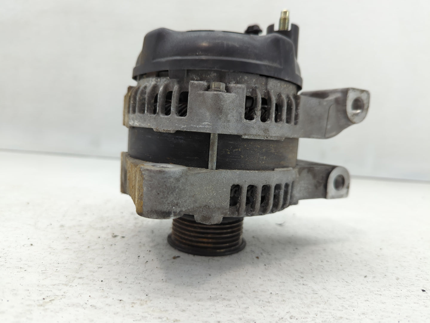 2013-2017 Gmc Terrain Alternator Replacement Generator Charging Assembly Engine OEM P/N:TN104210-5251 23119515 Fits OEM Used