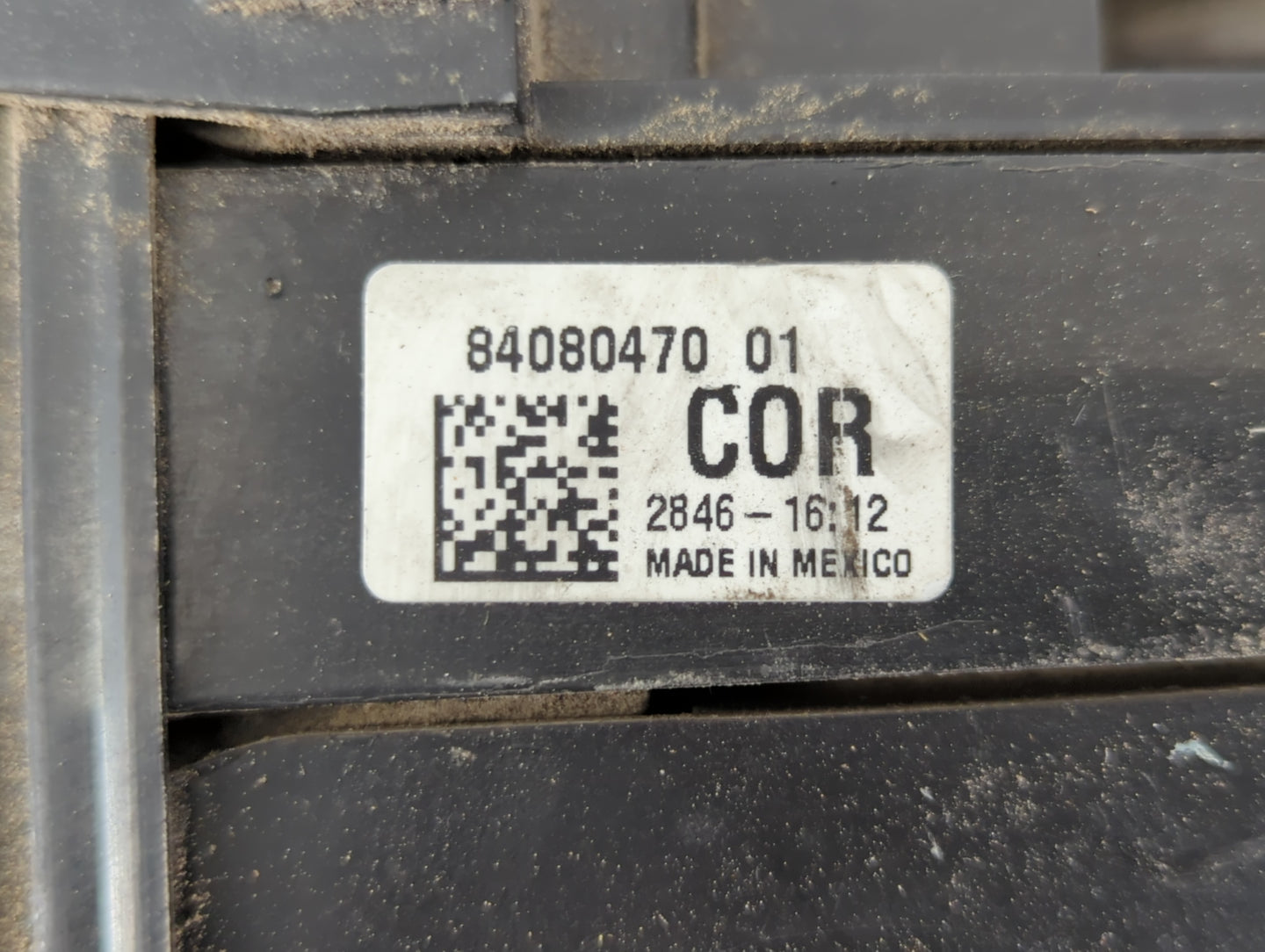 2016-2017 Gmc Terrain Fusebox Fuse Box Panel Relay Module P/N:84080470 01 Fits Fits 2016 2017 OEM Used Auto Parts - Oemuseda