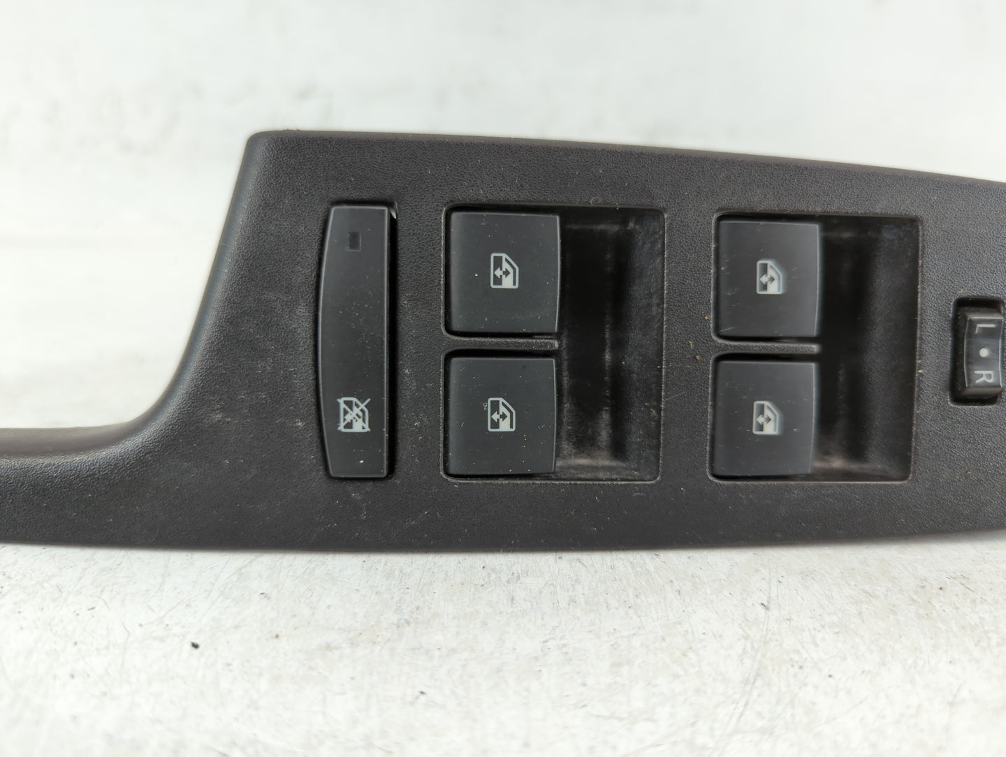 2010-2017 Gmc Terrain Master Power Window Switch Replacement Driver Side Left P/N:20917598 Fits OEM Used Auto Parts - Oemuse