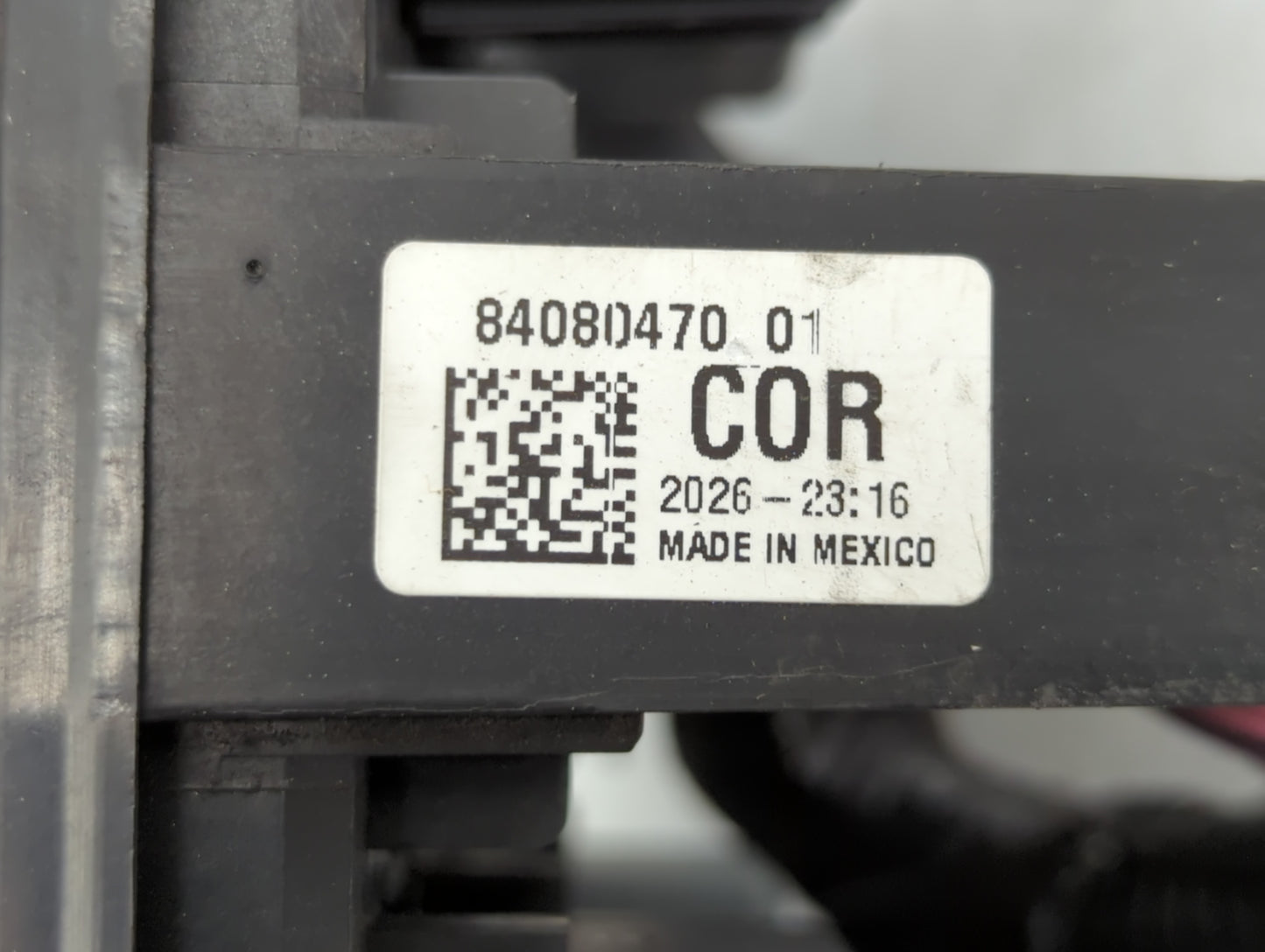 2016-2017 Gmc Terrain Fusebox Fuse Box Panel Relay Module P/N:84080470_01 Fits Fits 2016 2017 OEM Used Auto Parts - Oemuseda