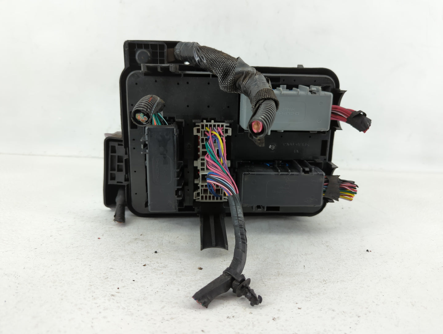 2016-2017 Gmc Terrain Fusebox Fuse Box Panel Relay Module P/N:84080470_01 Fits Fits 2016 2017 OEM Used Auto Parts - Oemuseda