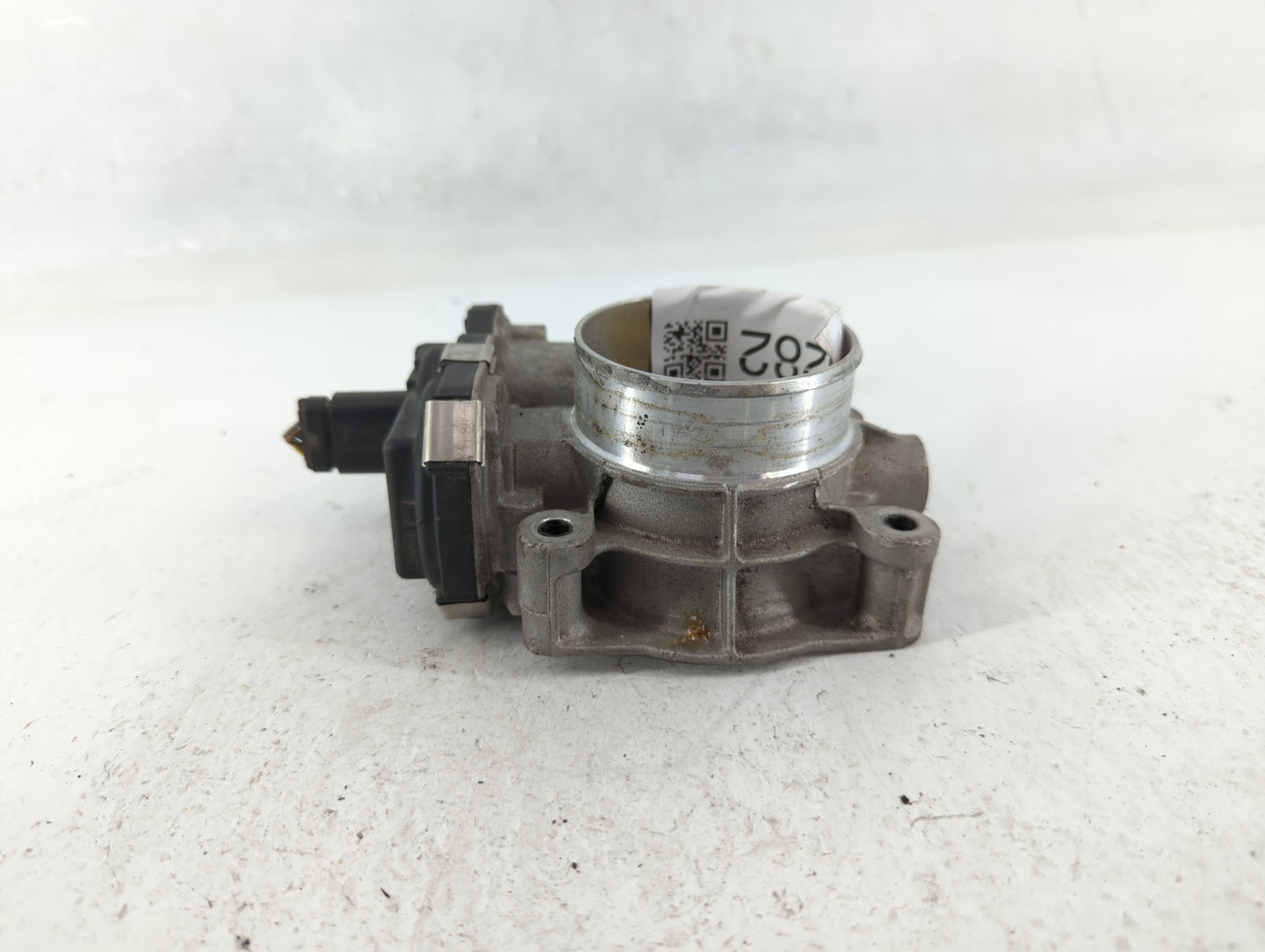 2016-2017 Gmc Terrain Throttle Body P/N:12670834A Fits Fits 2016 2017 OEM Used Auto Parts - Oemusedautoparts1.com