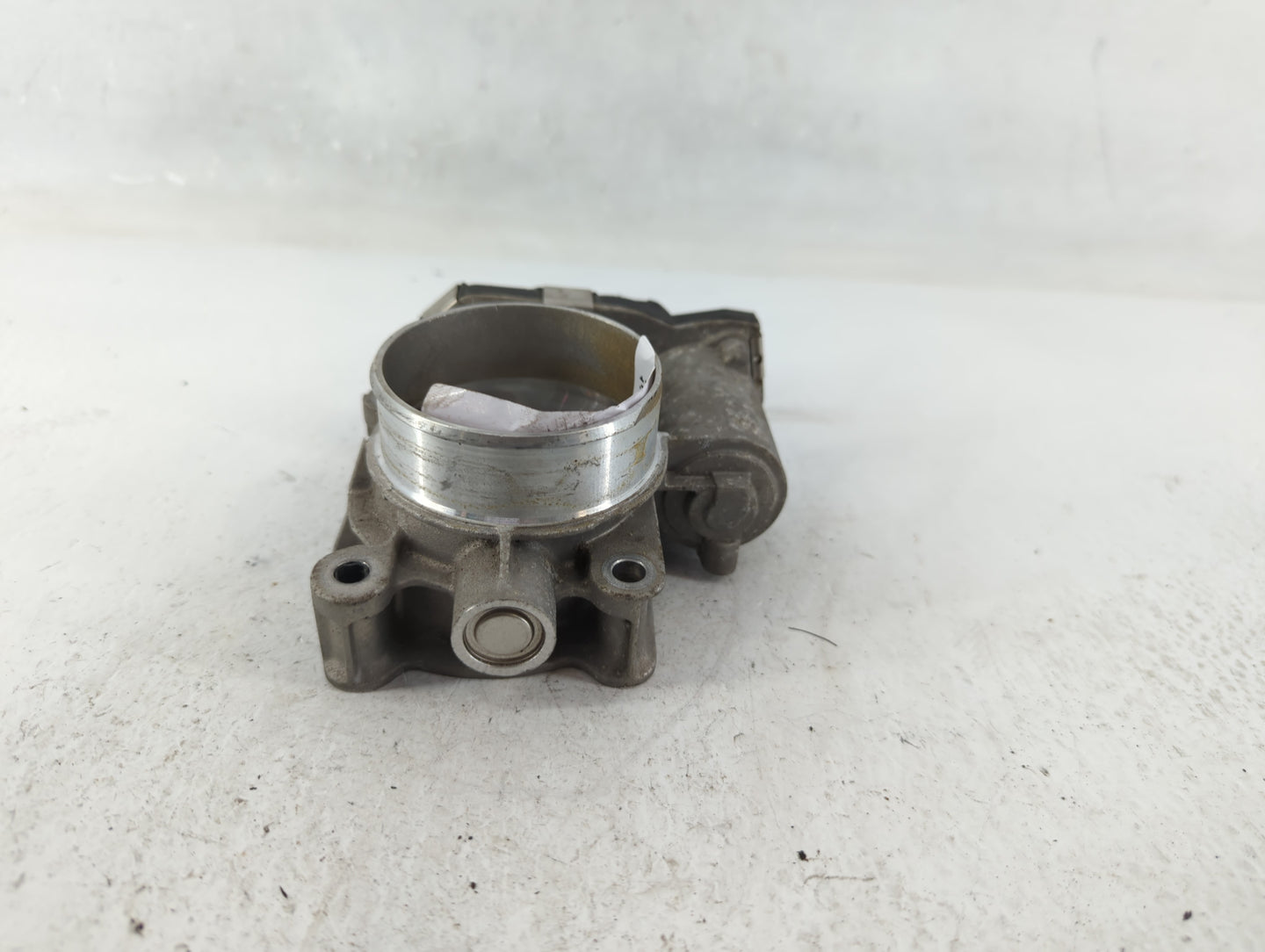 2016-2017 Gmc Terrain Throttle Body P/N:12670834A Fits Fits 2016 2017 OEM Used Auto Parts - Oemusedautoparts1.com