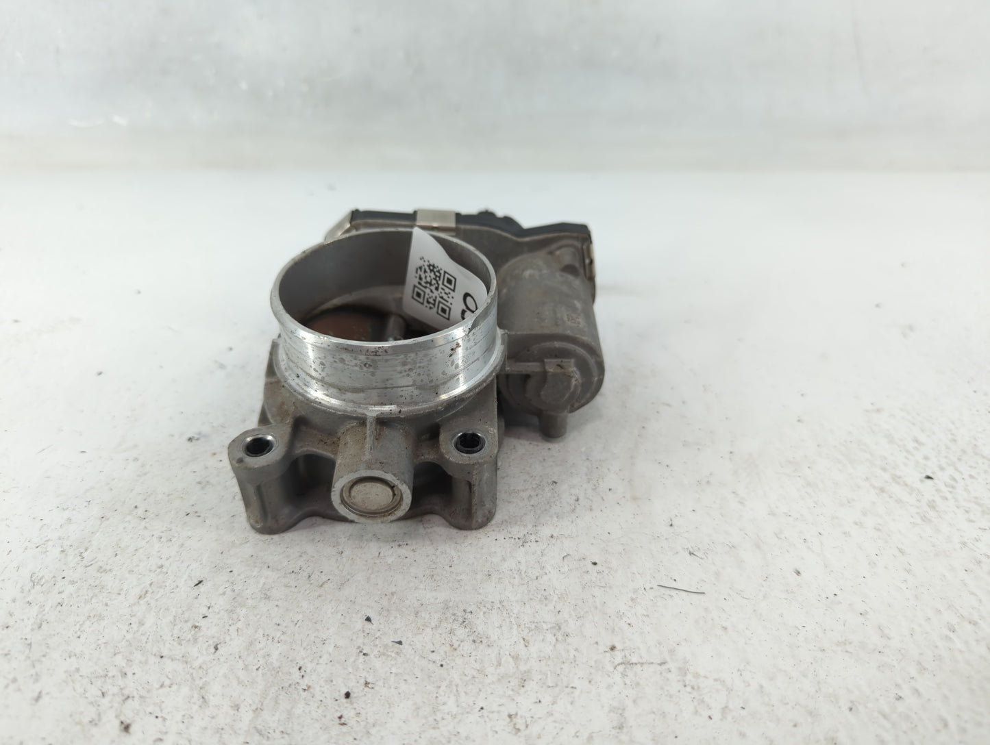 2016-2017 Gmc Terrain Throttle Body P/N:12670834A Fits Fits 2016 2017 OEM Used Auto Parts - Oemusedautoparts1.com