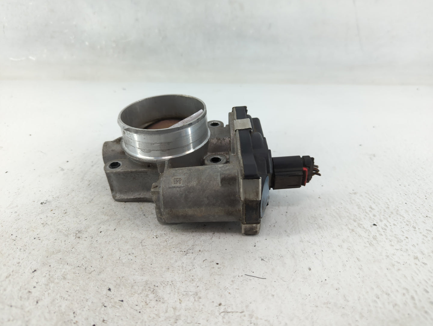 2016-2017 Gmc Terrain Throttle Body P/N:12670834A Fits Fits 2016 2017 OEM Used Auto Parts - Oemusedautoparts1.com