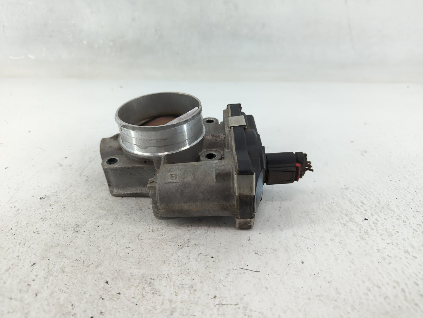 2016-2017 Gmc Terrain Throttle Body P/N:12670834A Fits Fits 2016 2017 OEM Used Auto Parts - Oemusedautoparts1.com