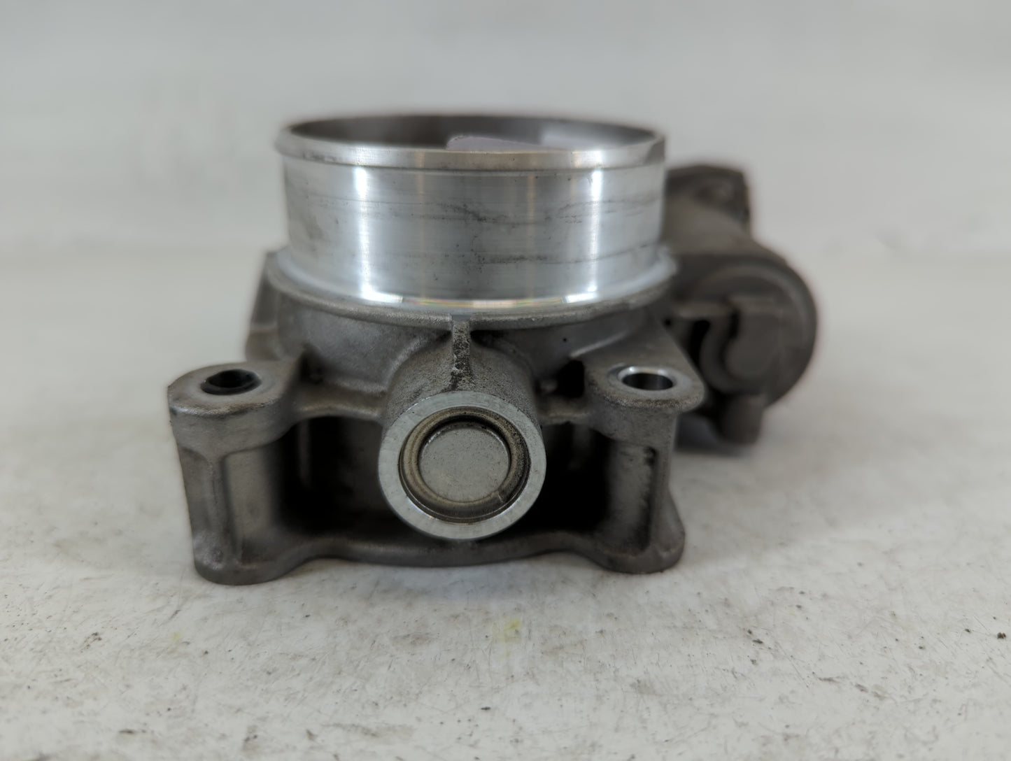 2016-2017 Gmc Terrain Throttle Body P/N:12669146AA Fits Fits 2016 2017 OEM Used Auto Parts - Oemusedautoparts1.com