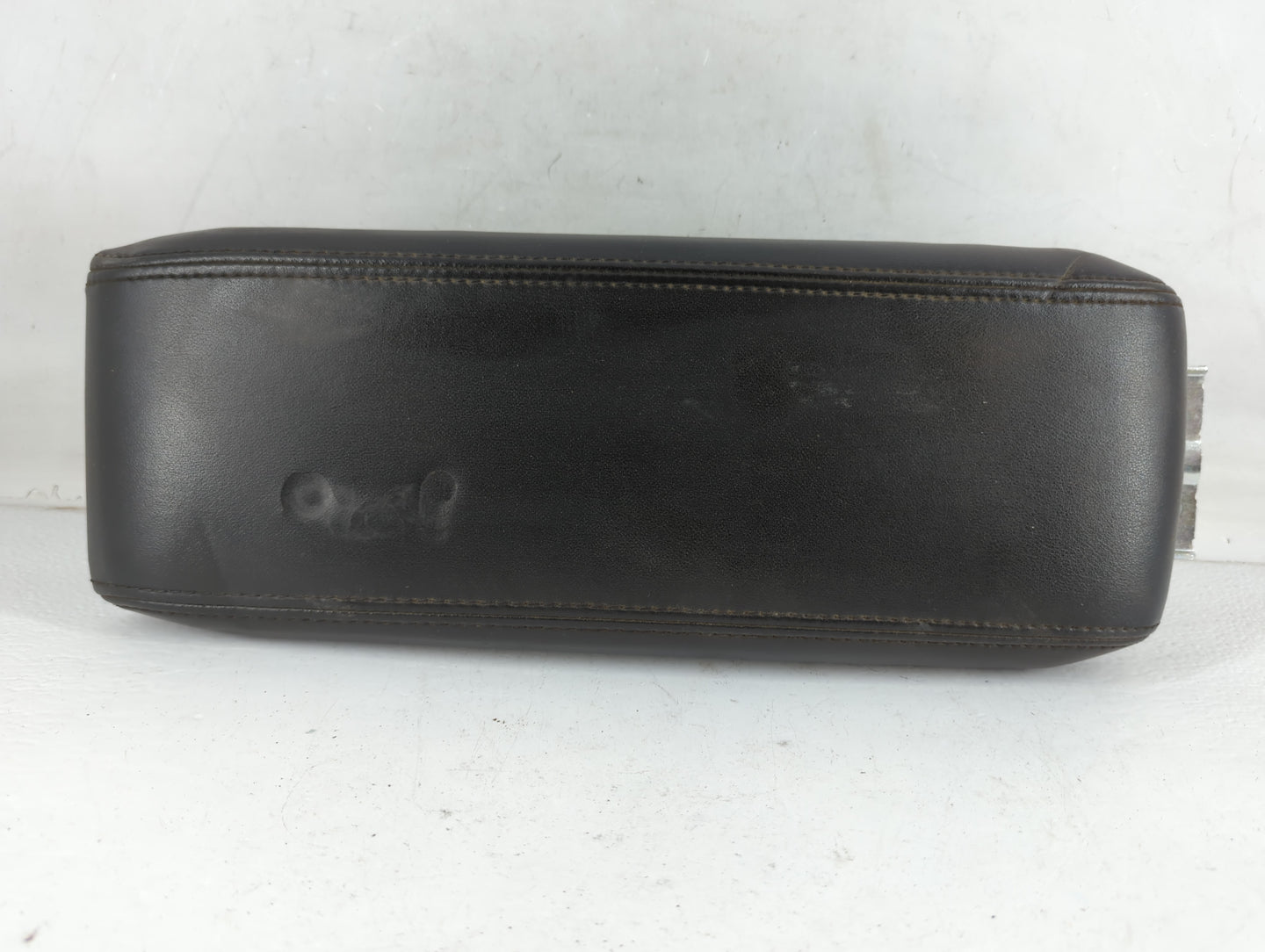 2016-2017 Gmc Terrain Center Floor Console Fits Fits 2016 2017 OEM Used Auto Parts - Oemusedautoparts1.com