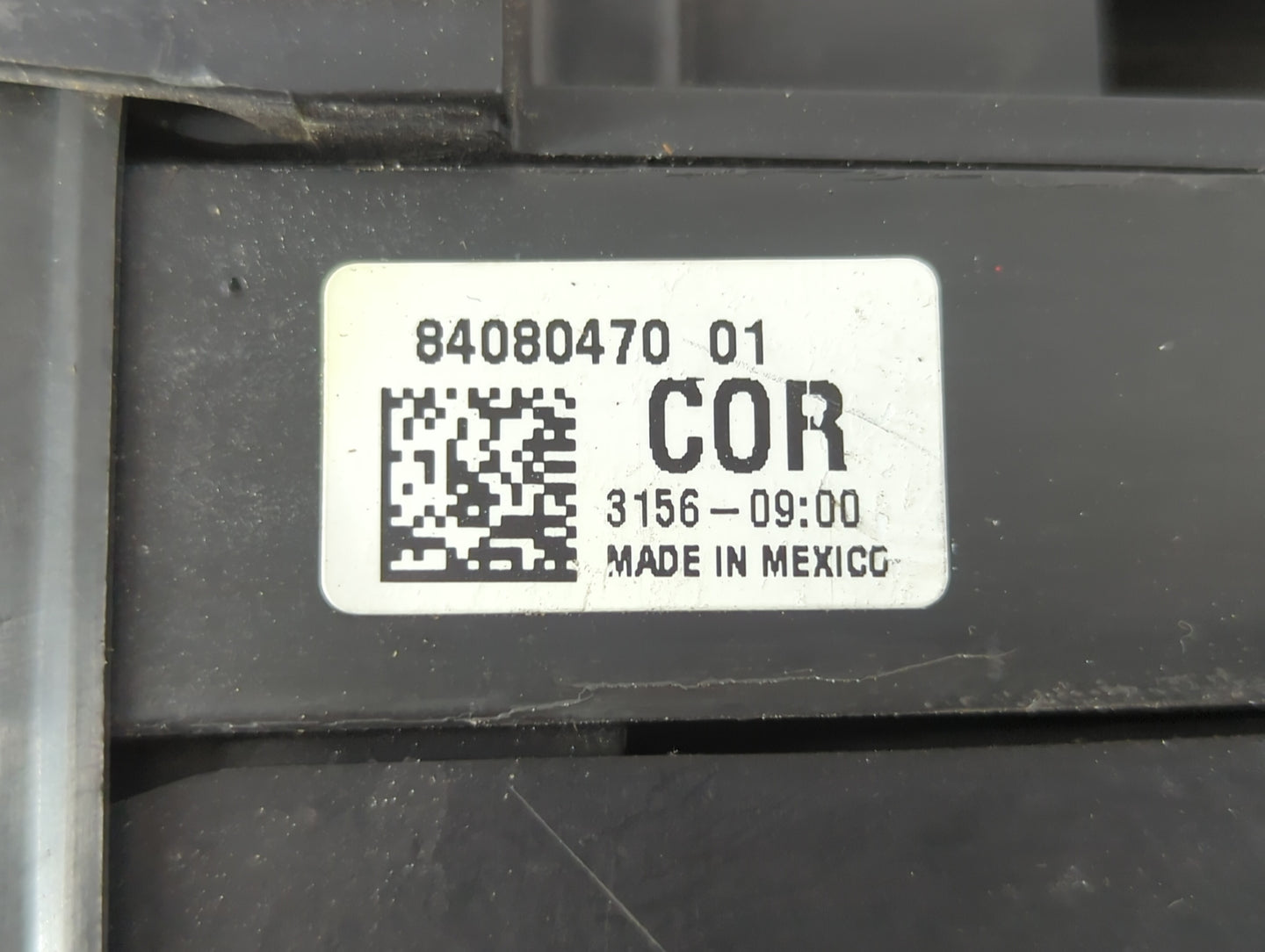 2016-2017 Gmc Terrain Fusebox Fuse Box Panel Relay Module P/N:84080470 01 Fits Fits 2016 2017 OEM Used Auto Parts - Oemuseda