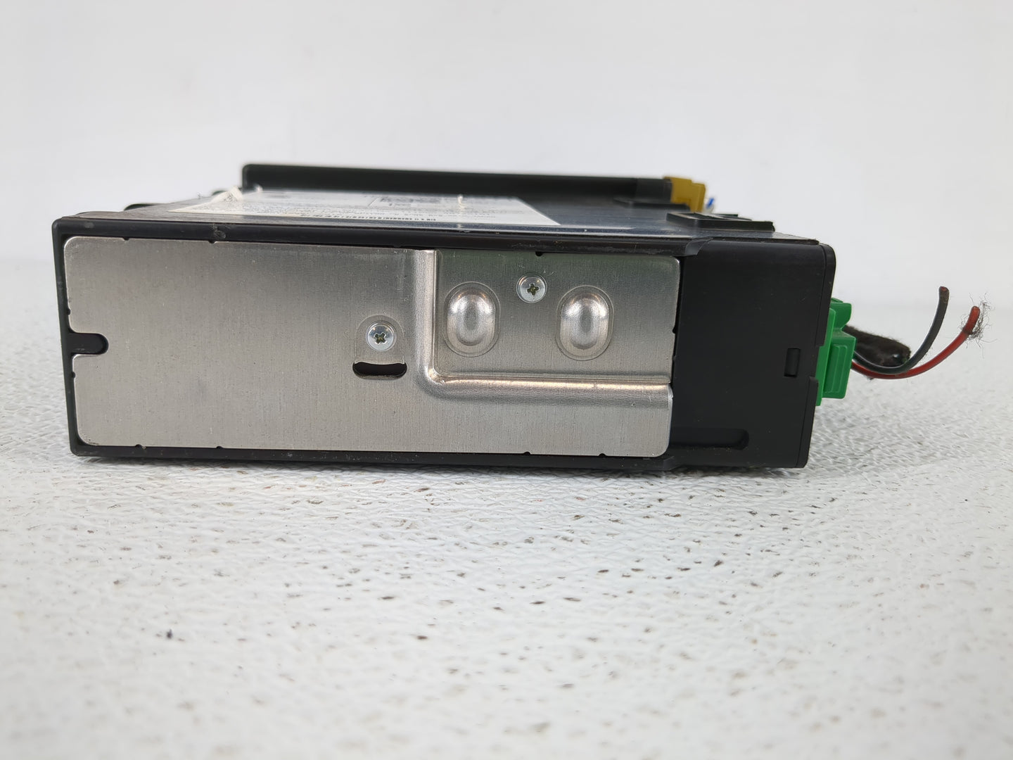 2017 Gmc Yukon Radio AM FM Cd Player Receiver Replacement P/N:84222871 Fits Fits 2018 OEM Used Auto Parts - Oemusedautoparts