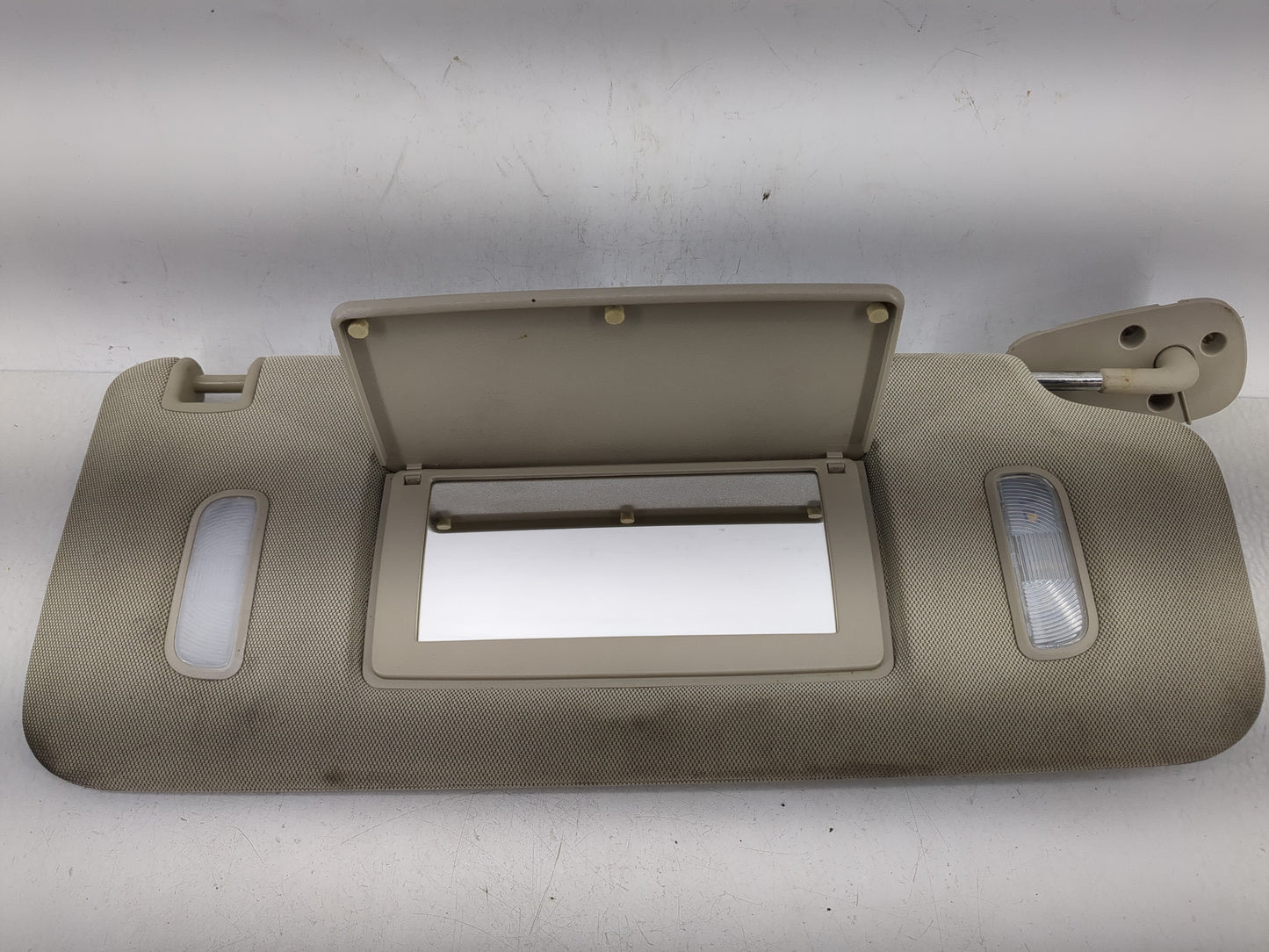 2015-2020 Gmc Yukon Sun Visor Shade Replacement Passenger Right Mirror Fits Fits 2015 2016 2017 2018 2019 2020 OEM Used Auto