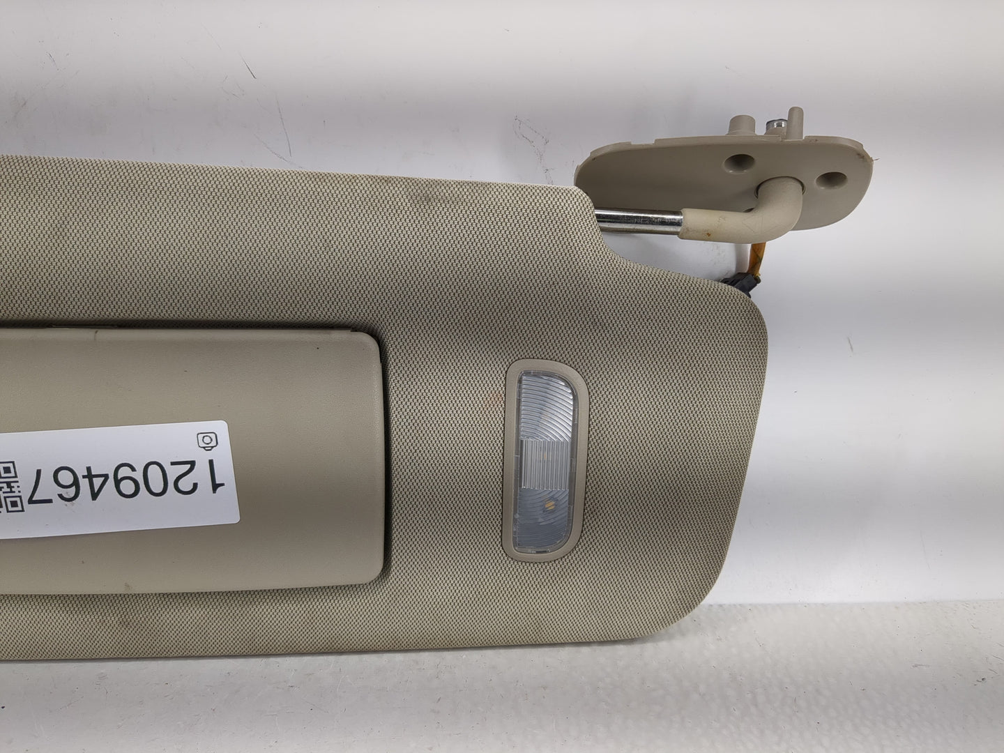 2015-2020 Gmc Yukon Sun Visor Shade Replacement Passenger Right Mirror Fits Fits 2015 2016 2017 2018 2019 2020 OEM Used Auto