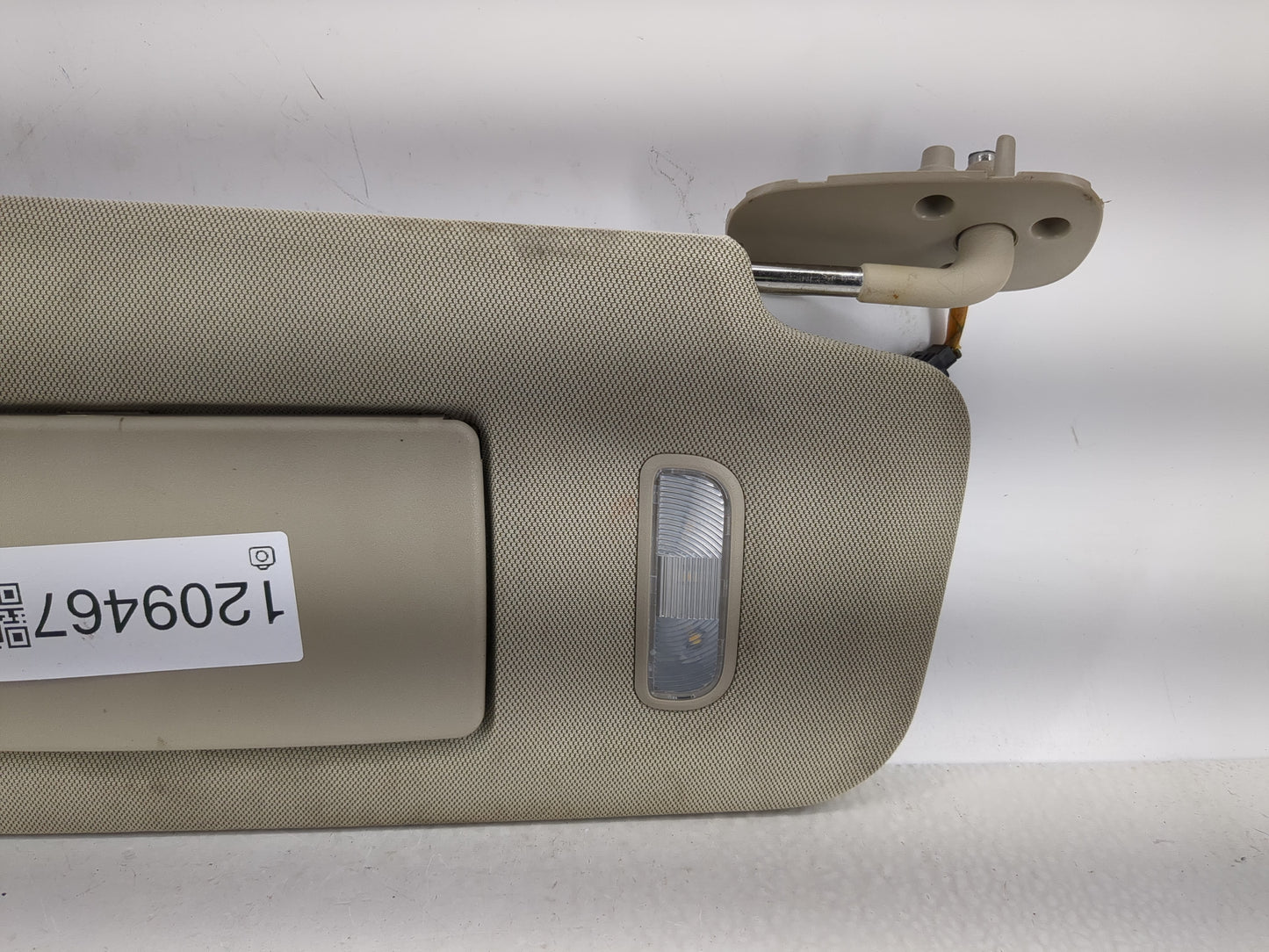 2015-2020 Gmc Yukon Sun Visor Shade Replacement Passenger Right Mirror Fits Fits 2015 2016 2017 2018 2019 2020 OEM Used Auto